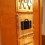 Plaza Am Kurfuerstendamm Otel 3*