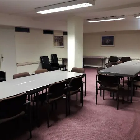 Plaza Am Kurfuerstendamm Hotel 3*