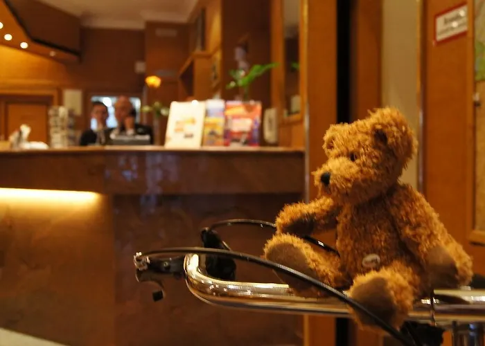 Plaza Am Kurfuerstendamm 3* Berlim