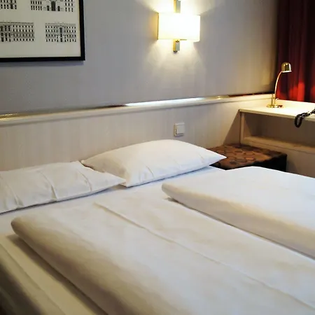 Plaza Am Kurfuerstendamm 3* Berlin