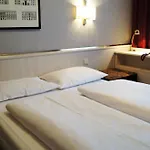 Plaza Am Kurfuerstendamm 3* 柏林