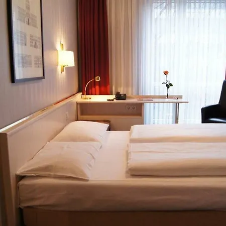 Plaza Am Kurfuerstendamm Szálloda 3*