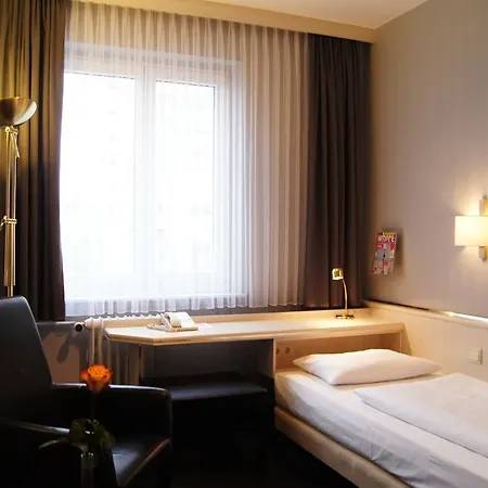 Plaza Am Kurfuerstendamm Szálloda Berlin