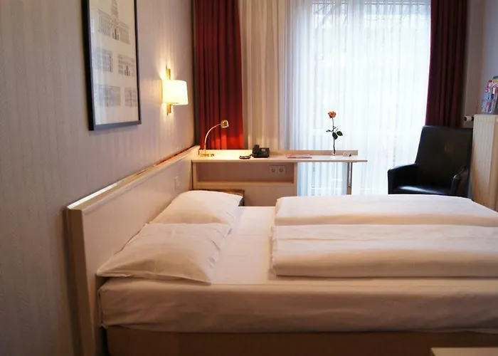 Plaza Am Kurfuerstendamm 酒店 3*